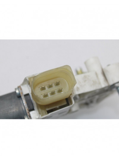 Recambio de motor elevalunas delantero derecho para bmw serie 1 berlina (e81/e87) 116d referencia OEM IAM 0130822227