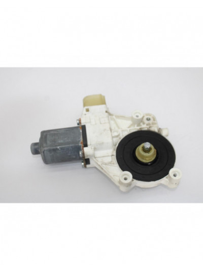 Recambio de motor elevalunas delantero izquierdo para bmw serie 1 berlina (e81/e87) 116d referencia OEM IAM 0130822226