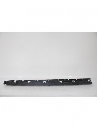 Recambio de estribo lateral derecho para bmw x5 (e70) 3.0d referencia OEM IAM 51777207198