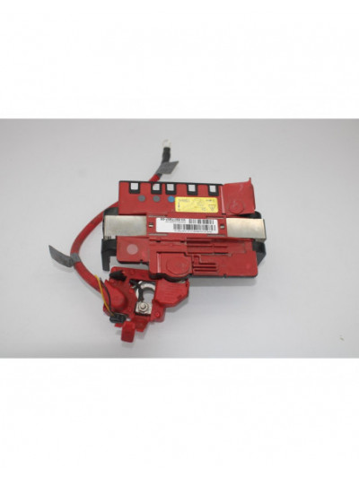 Recambio de caja reles / fusibles para bmw x5 (e70) 3.0d referencia OEM IAM 6977957