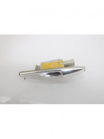 Recambio de piloto lateral derecho para bmw x6 (e71) 3.0 turbodiesel cat referencia OEM IAM 7171008