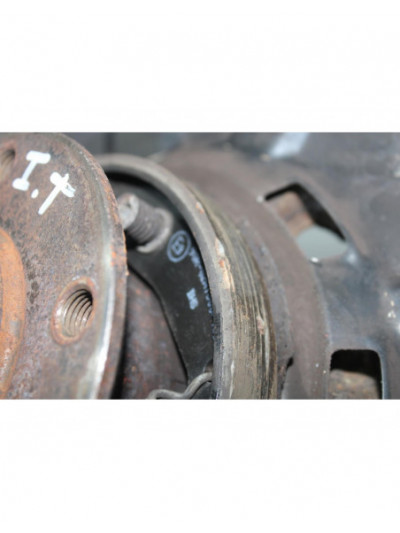 Recambio de mangueta trasera izquierda para bmw serie 1 berlina (e81/e87) 118d referencia OEM IAM 6764367