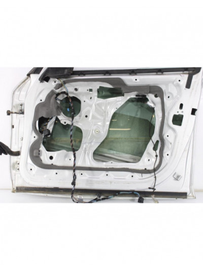 Recambio de puerta delantera derecha para bmw serie 1 berlina (e81/e87) 2.0 turbodiesel cat referencia OEM IAM