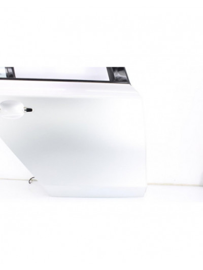 Puerta trasera derecha BMW SERIE 1 BERLINA 2.0 Turbodiesel CAT 2007
