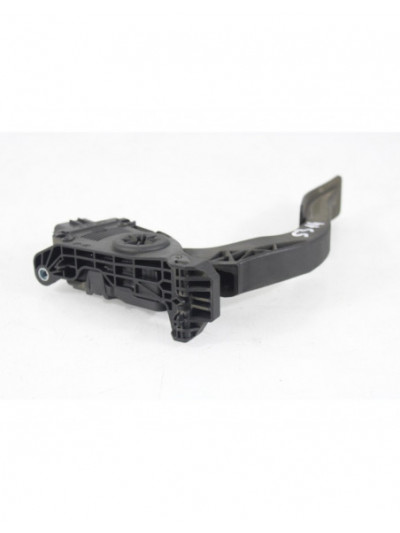 Pedal acelerador AUDI A4 B8 2.0 TDI 2010