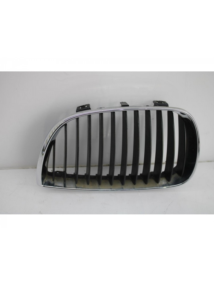 Recambio de rejilla delantera para bmw serie 1 berlina (e81/e87) 118d referencia OEM IAM 511370771299