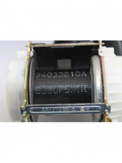 Recambio de cinturon seguridad delantero izquierdo para bmw serie 1 berlina (e81/e87) 118d referencia OEM IAM 33052212