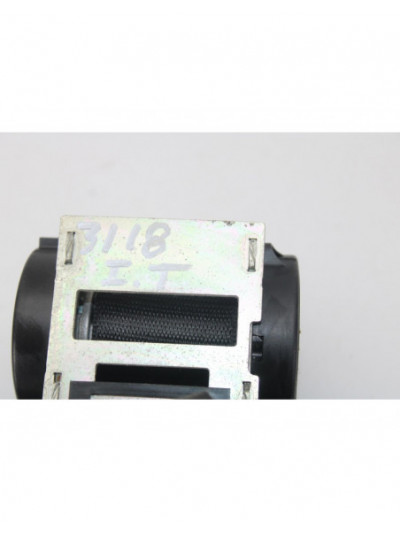 Recambio de cinturon seguridad trasero izquierdo para bmw serie 1 berlina (e81/e87) 118d referencia OEM IAM 607051100B