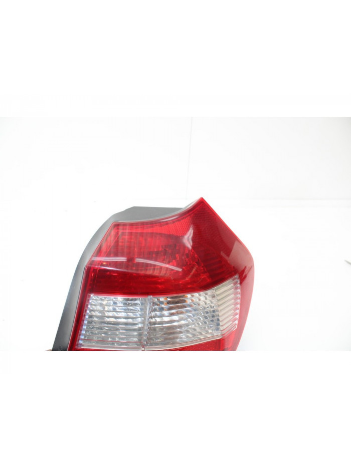 Piloto trasero derecho BMW SERIE 1 BERLINA 118d 2004