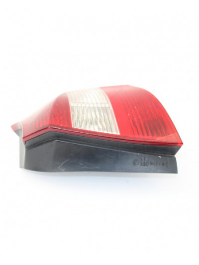 Piloto trasero derecho BMW SERIE 1 BERLINA 118d 2004