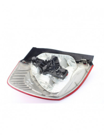 Piloto trasero derecho BMW SERIE 1 BERLINA 118d 2004