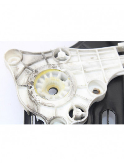 Recambio de elevalunas delantero derecho para bmw serie 1 berlina (e81/e87) 118d referencia OEM IAM 7067796