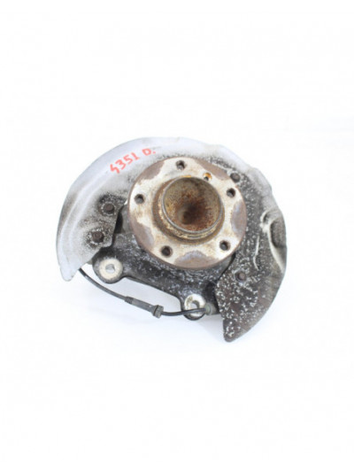 Recambio de mangueta delantera derecha para bmw serie 1 cabrio (e88) 118d referencia OEM IAM 3121677321004