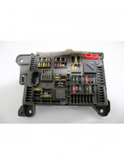 Recambio de caja reles / fusibles para bmw x6 (e71) 3.0 turbodiesel cat referencia OEM IAM 693168704