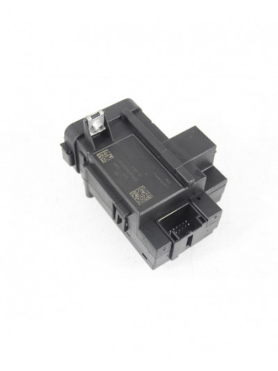 Conmutador de arranque AUDI A4 B8 2.0 TDI 2010