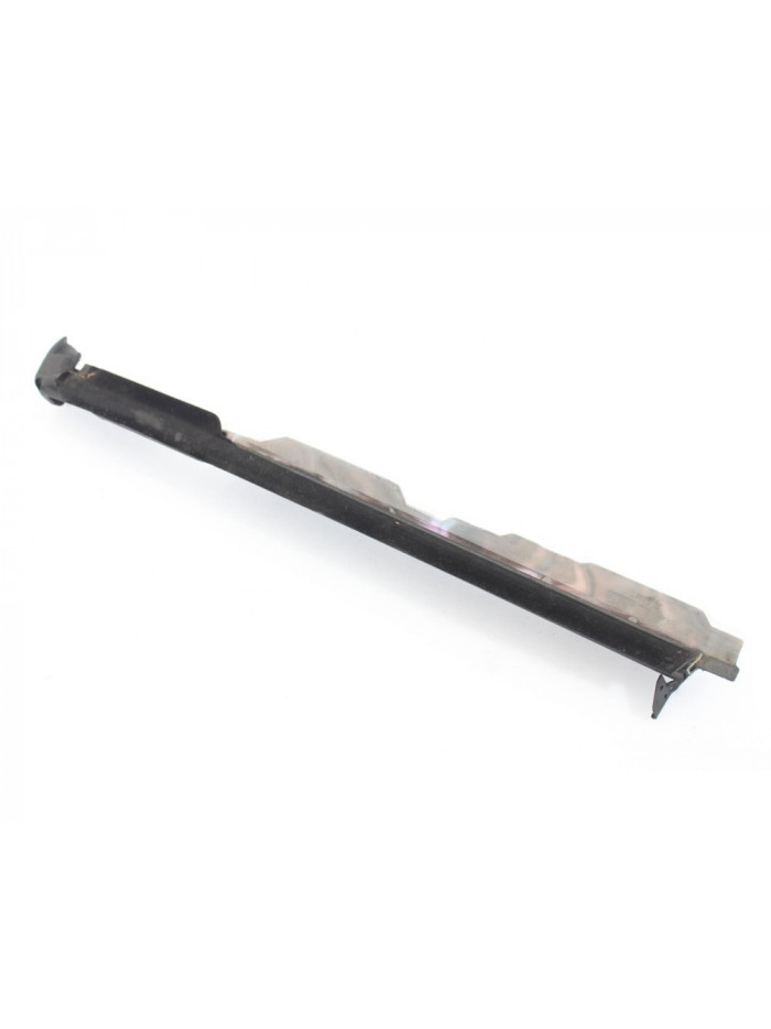 Recambio de guia de ventanilla para bmw serie 1 cabrio (e88) 118d referencia OEM IAM 5137716560404D