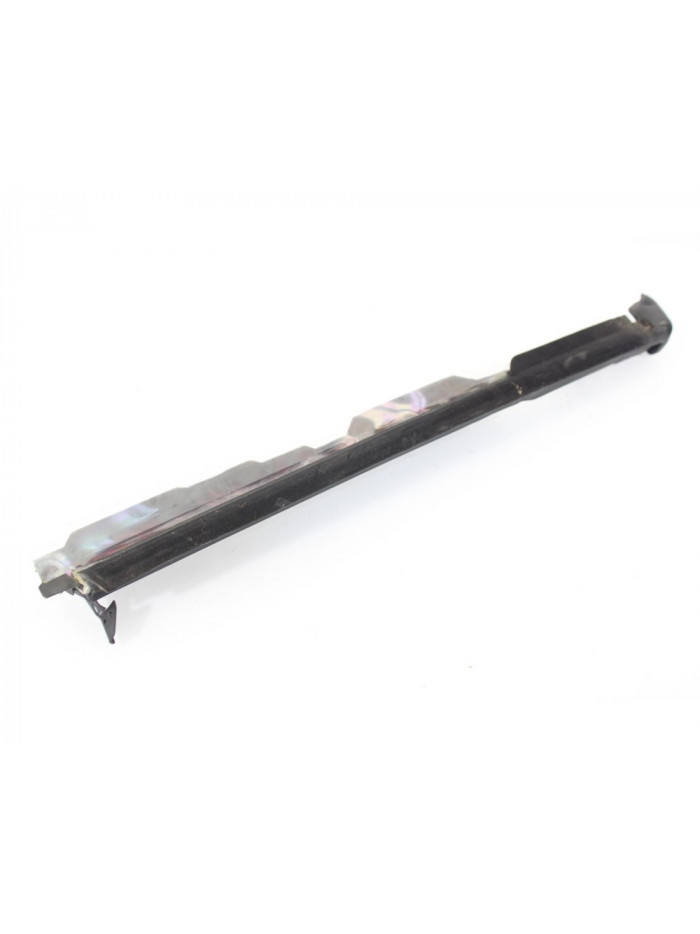 Recambio de guia de ventanilla para bmw serie 1 cabrio (e88) 118d referencia OEM IAM 5137716560304I