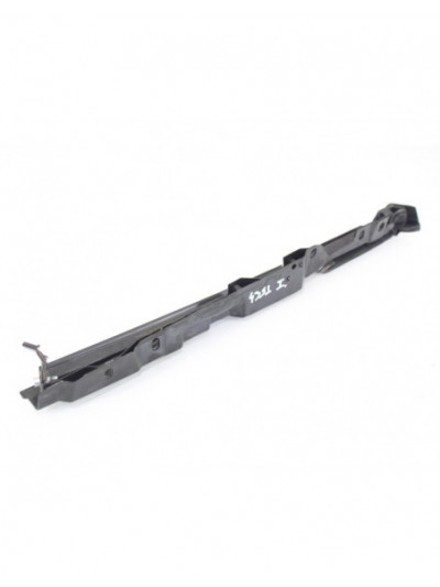 Recambio de guia de ventanilla para bmw serie 1 cabrio (e88) 118d referencia OEM IAM 5137716560304I