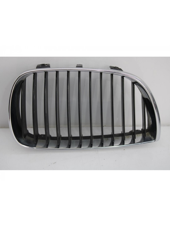 Rejilla delantera BMW SERIE 1 BERLINA 118d 2006