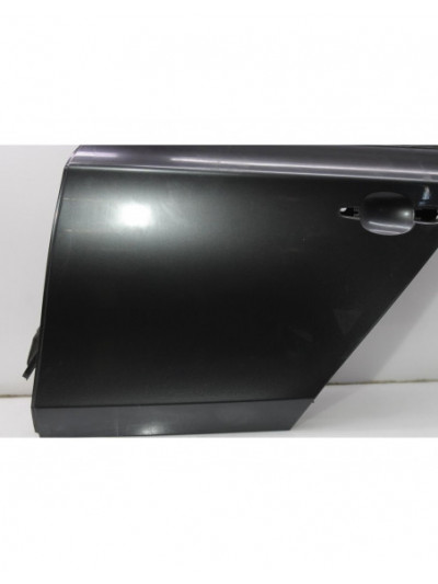 Puerta trasera izquierda BMW SERIE 1 BERLINA 118d 2006