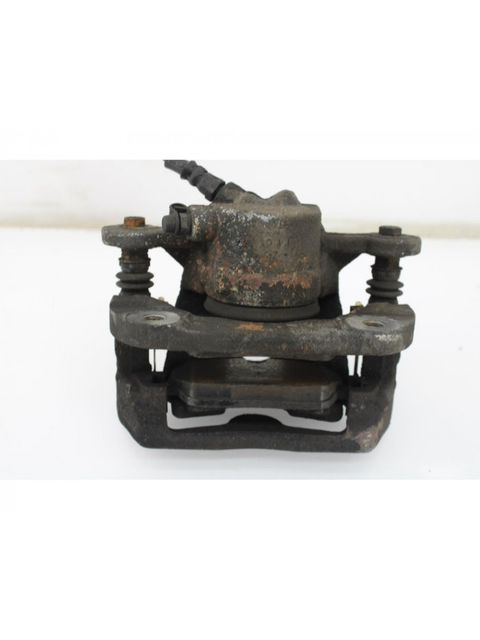 Recambio de pinza freno delantera derecha para bmw serie 1 berlina (e81/e87) 118d referencia OEM IAM 3320