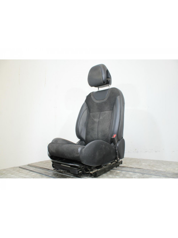 Asiento delantero derecho CITROËN C4 II 1.6 HDi 115 2013