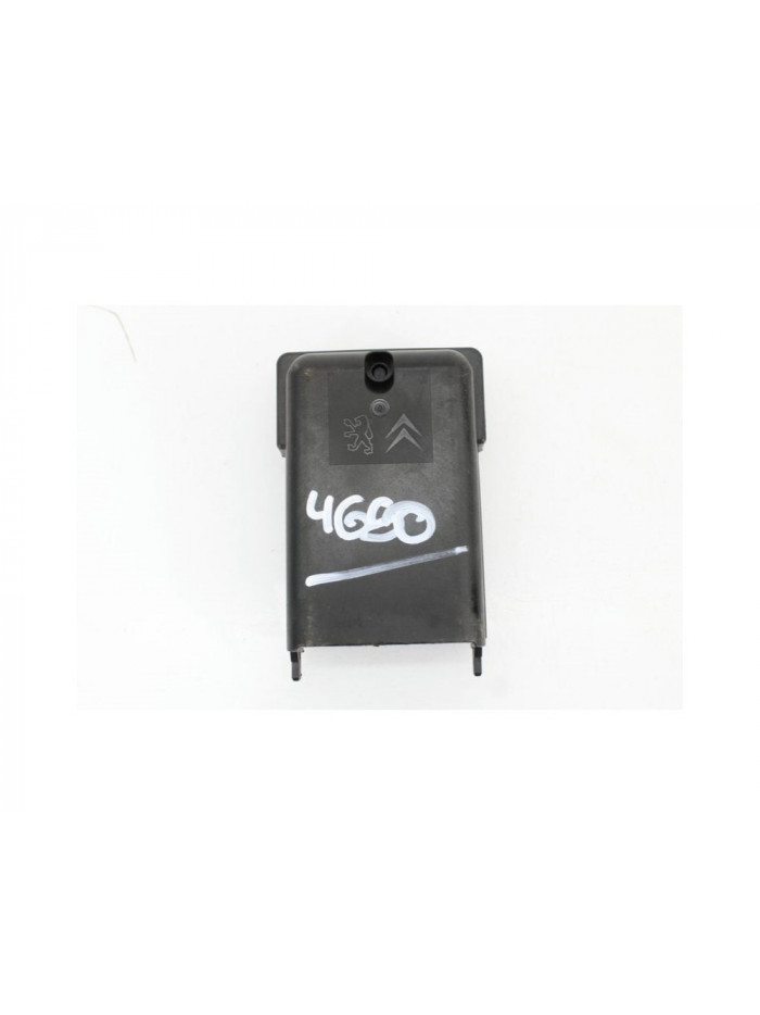 Recambio de tapa caja fusible para citroën c4 ii (nc_) 1.6 hdi 115 referencia OEM IAM 9666772480