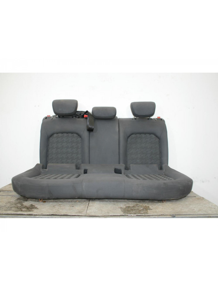 Recambio de asientos traseros para audi a3 sportback (8va) ambiente referencia OEM IAM