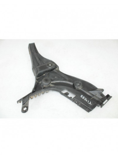 Recambio de soporte izquierdo paragolpe trasero para audi a3 sportback (8va) ambiente referencia OEM IAM 8V4807377A