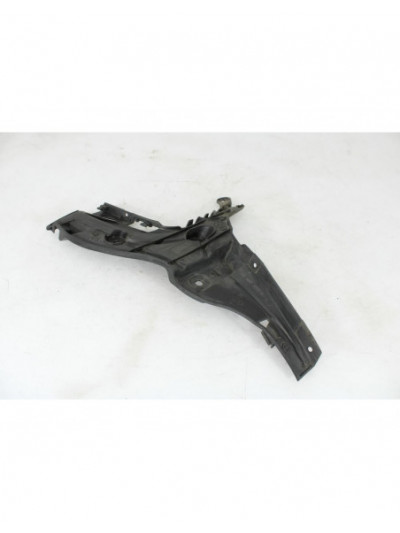 Recambio de soporte derecho paragolpe trasero para audi a3 sportback (8va) ambiente referencia OEM IAM 8V4807378A
