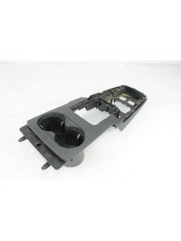 Recambio de consola central para audi a3 sportback (8va) ambiente referencia OEM IAM 8V2864261A