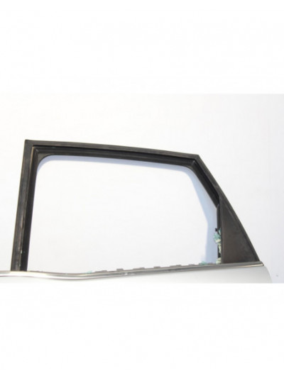 Puerta trasera izquierda CITROËN C4 PICASSO 1.6 HDi FAP 2011