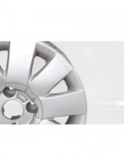 Recambio de llanta para citroën c3 1.4 hdi sx plus referencia OEM IAM MELBURNE2