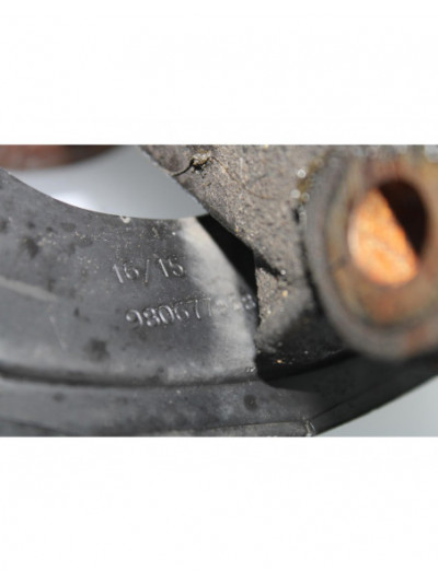 Recambio de mangueta delantera derecha para citroën c4 picasso business class referencia OEM IAM 9806779580