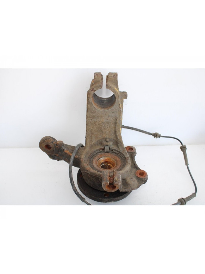 Recambio de mangueta delantera izquierda para citroën c3 picasso 1.6 hdi fap referencia OEM IAM 364690