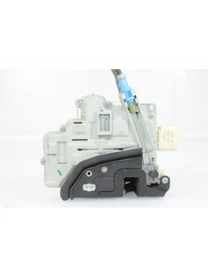 Recambio de cerradura puerta trasera izquierda para audi a3 sportback (8va) ambiente referencia OEM IAM 4G0839015