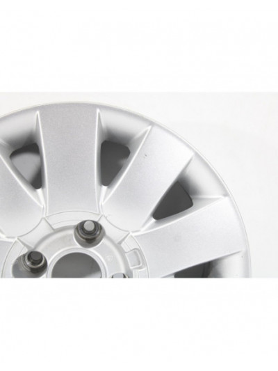 Recambio de llanta para citroën c3 1.4 hdi sx plus referencia OEM IAM MELBURNE4