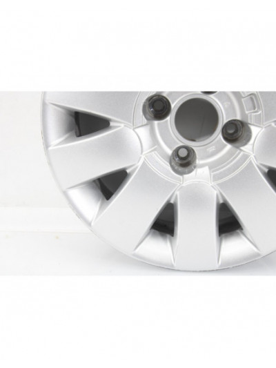 Recambio de llanta para citroën c3 1.4 hdi sx plus referencia OEM IAM MELBURNE4