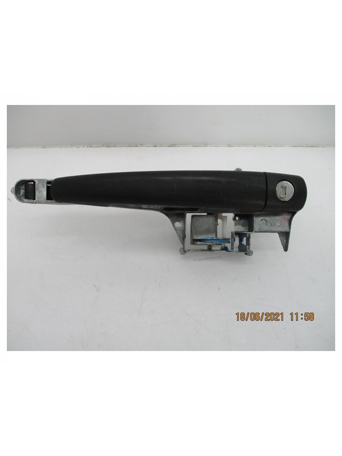 Recambio de maneta exterior delantera derecha para citroën c3 picasso 1.6 hdi fap referencia OEM IAM 9680168580