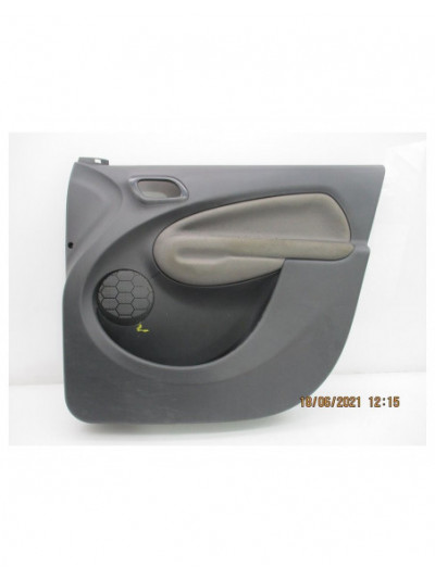 Recambio de guarnecido puerta delantera izquierda para citroën c3 picasso 1.6 hdi fap referencia OEM IAM 96700401TZ