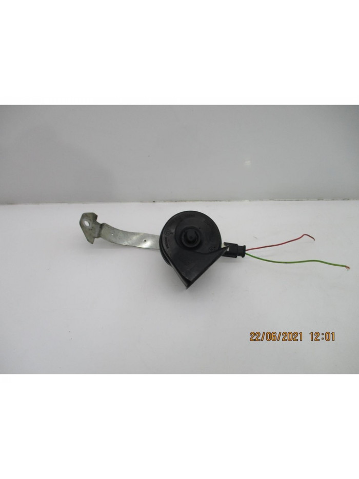Recambio de claxon para citroën c3 picasso 1.6 hdi fap referencia OEM IAM A096522
