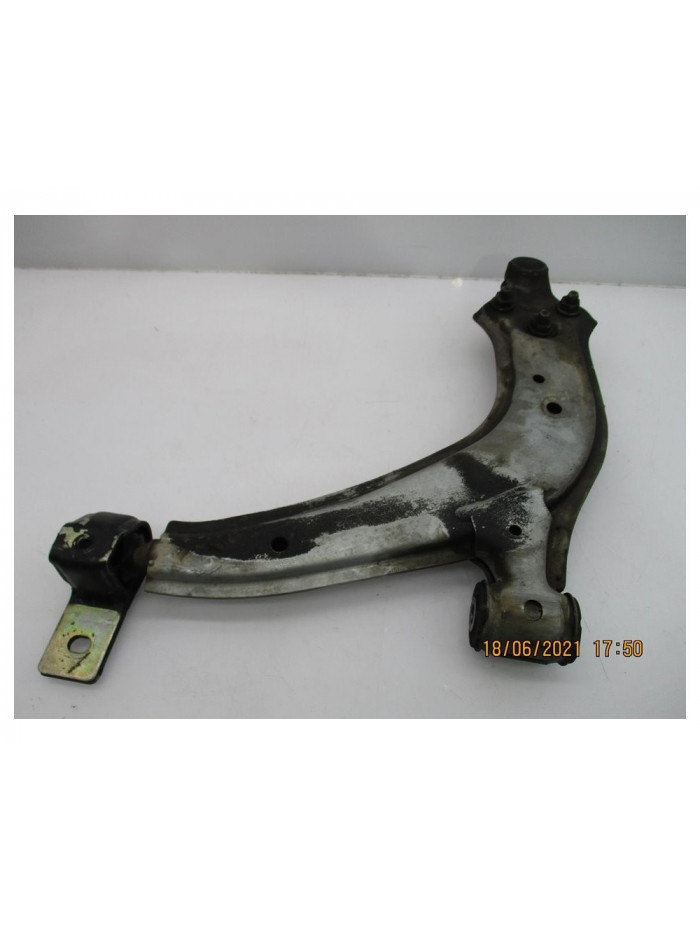 Recambio de brazo suspension inferior delantero derecho para citroën c3 picasso 1.6 hdi fap referencia OEM IAM