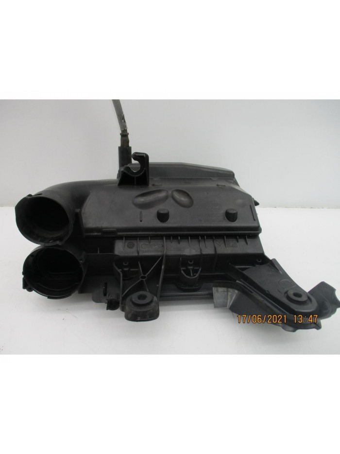 Recambio de carcasa filtro aire admisión para citroën c3 picasso 1.6 hdi fap referencia OEM IAM 9673061080