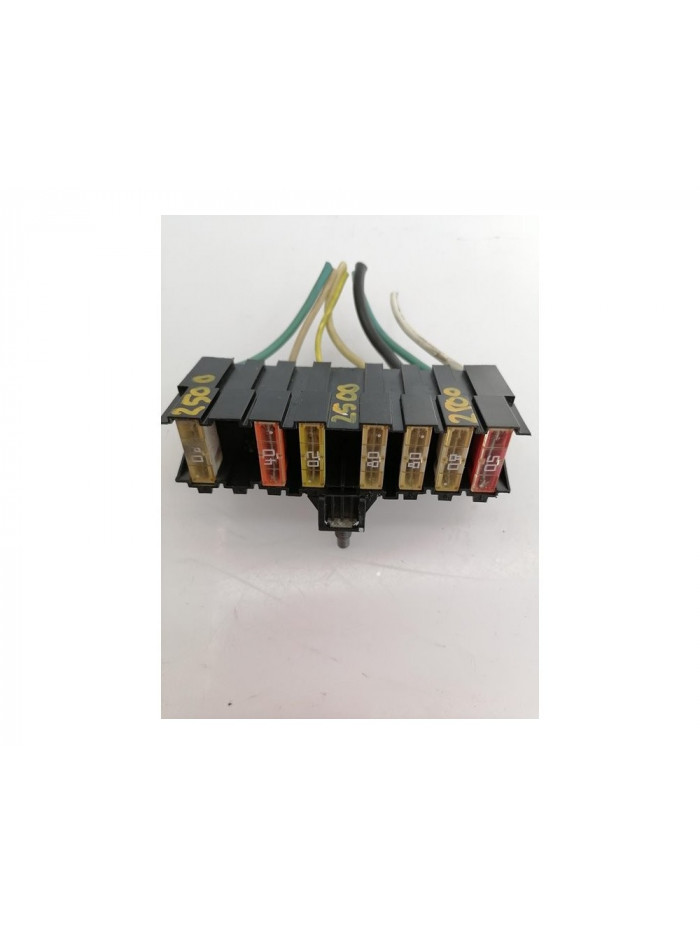 Recambio de caja reles / fusibles para citroën c5 berlina millenium referencia OEM IAM 451805901