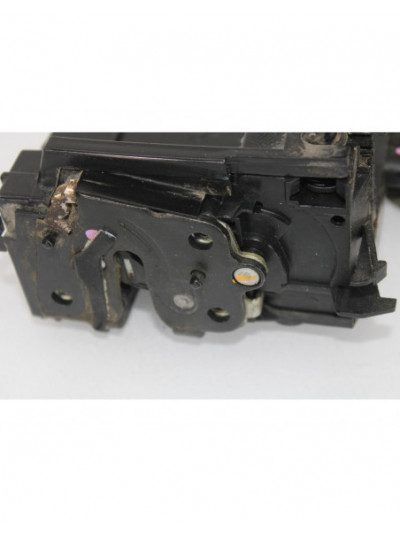 Recambio de cerradura puerta trasera derecha para citroën c4 picasso business class referencia OEM IAM 9810310780