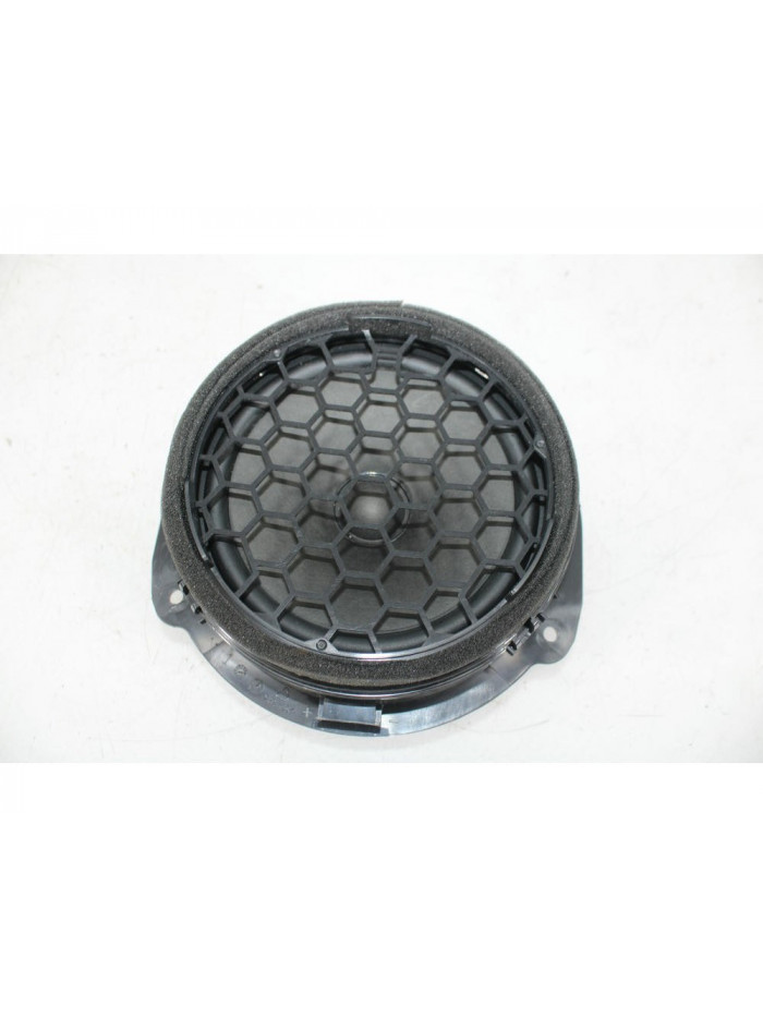 Recambio de altavoz trasero izquierdo para audi a3 sportback (8va) ambiente referencia OEM IAM 8V4035411