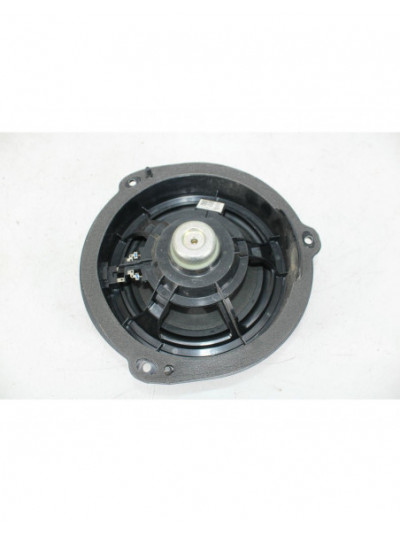 Recambio de altavoz trasero izquierdo para audi a3 sportback (8va) ambiente referencia OEM IAM 8V4035411