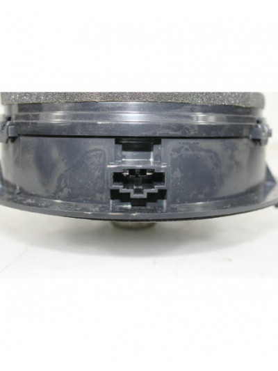 Recambio de altavoz trasero izquierdo para audi a3 sportback (8va) ambiente referencia OEM IAM 8V4035411