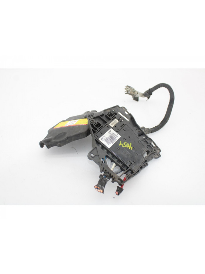 Recambio de caja reles / fusibles para citroën ds3 sport referencia OEM IAM 9801147680