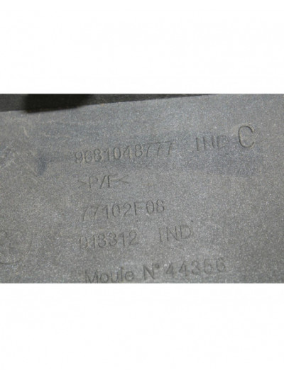 Recambio de paragolpes trasero para citroën c5 berlina referencia OEM IAM 9681048777